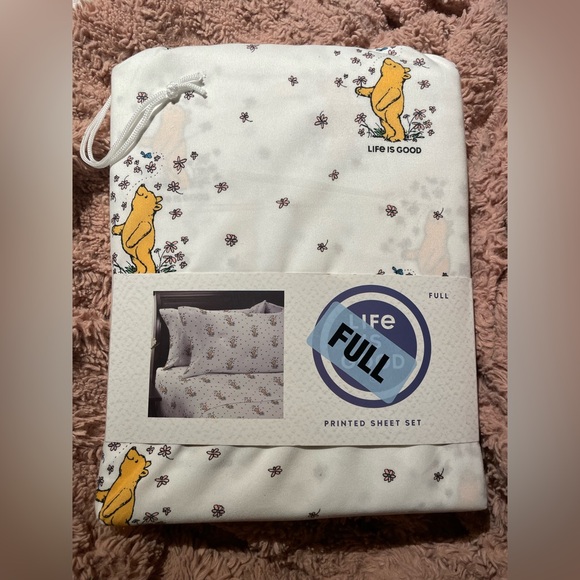 Berkshire Other - NWT Original Winnie the Pooh and Dainty Floral Detail Patterned Full Sheet Set